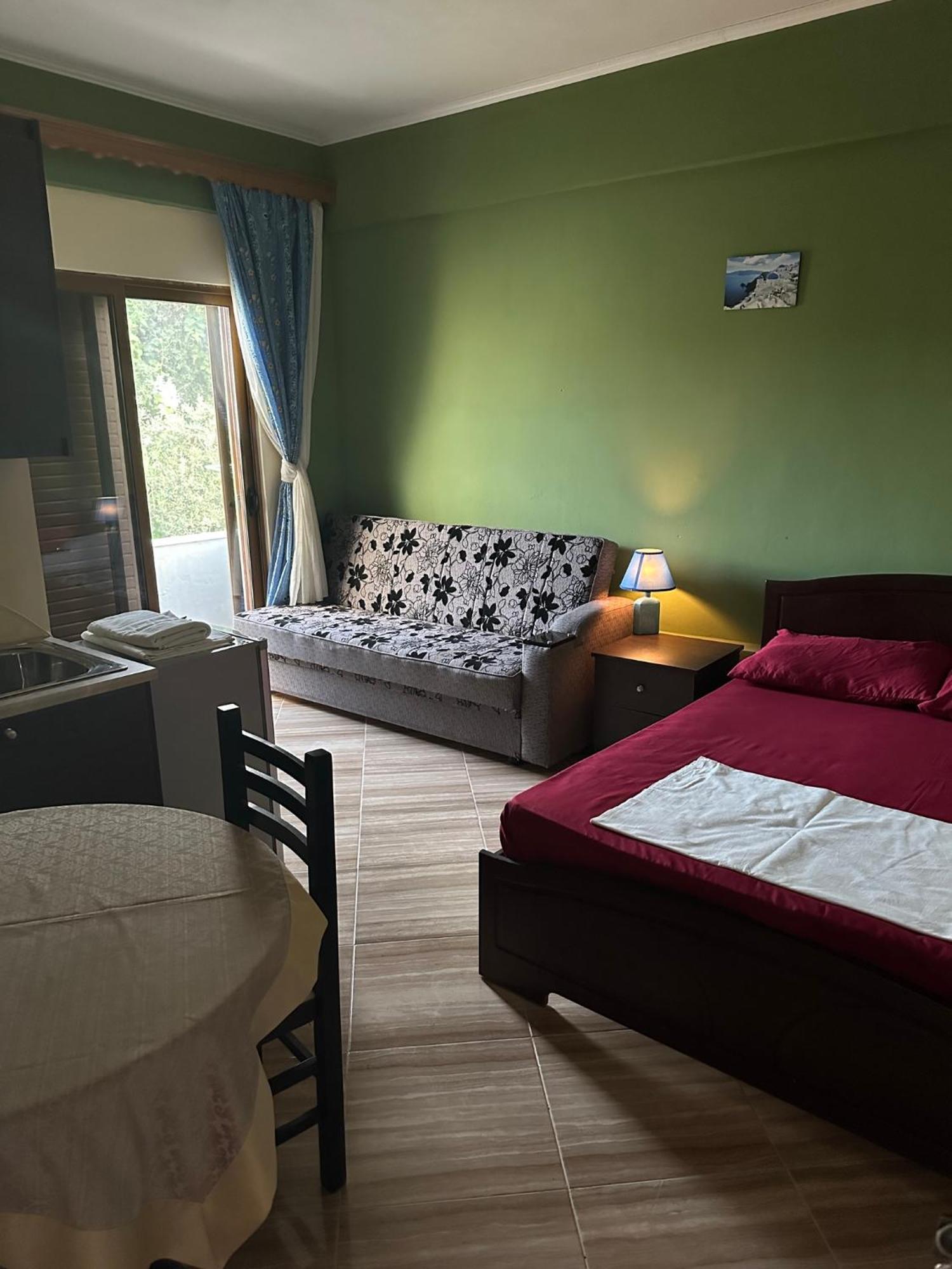 Adrian Agustin Rooms Lukovë Zewnętrze zdjęcie