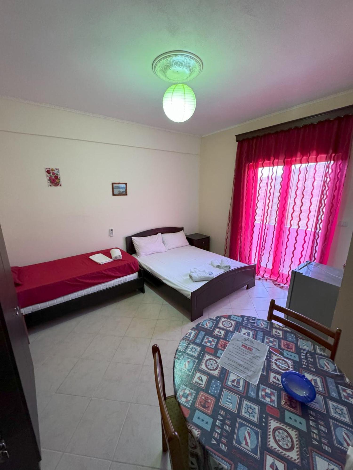 Adrian Agustin Rooms Lukovë Zewnętrze zdjęcie