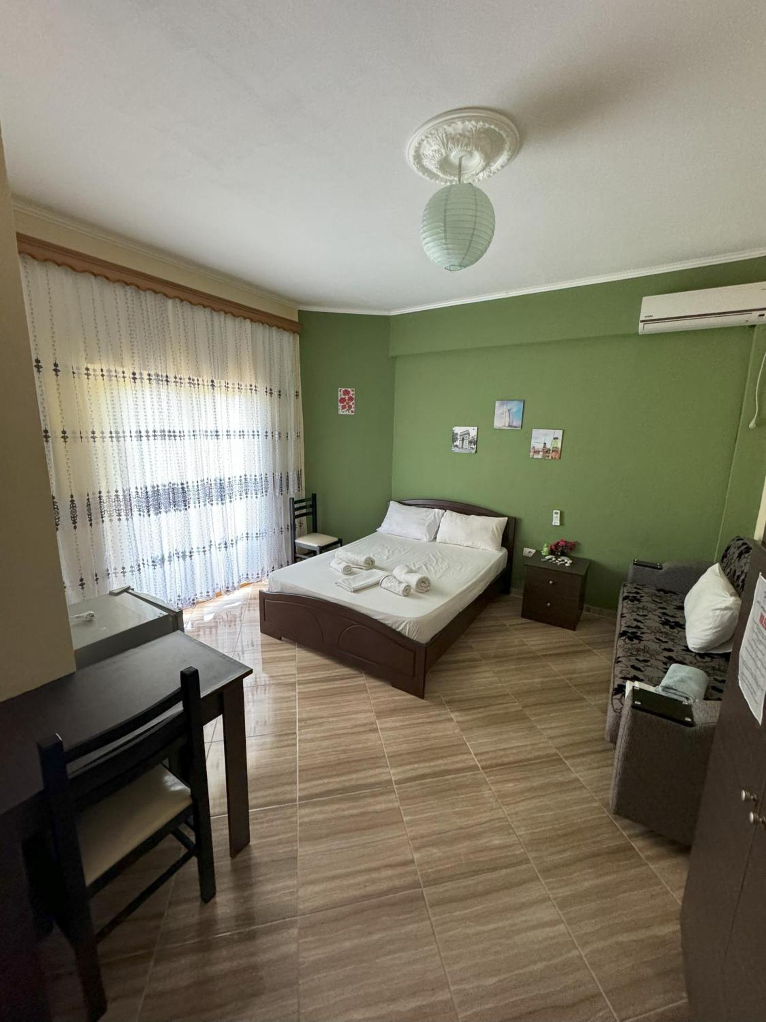 Adrian Agustin Rooms Lukovë Zewnętrze zdjęcie